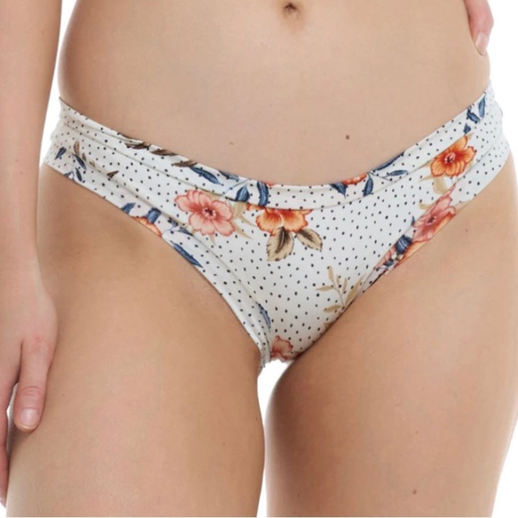 Body Glove Other - 4/$15 Sale: BODY GLOVE CORSICA AUDREY LOW-RISE BIKINI BOTTOM - PEARL